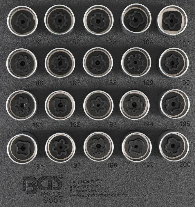 boukal1-3348846